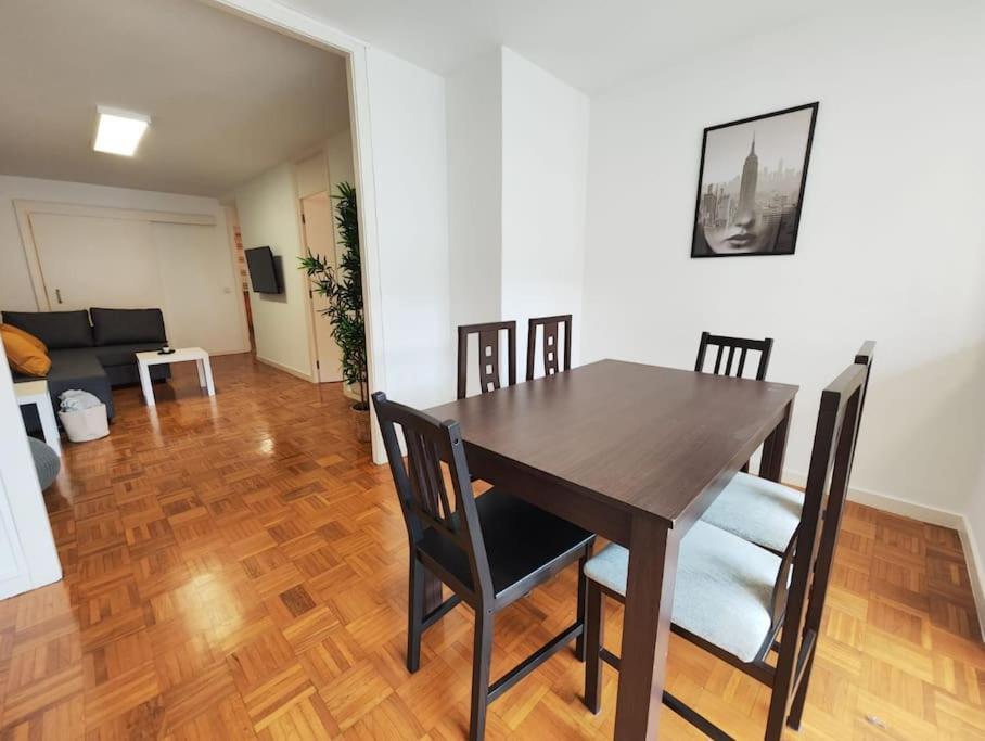 Centro De Vigo Garaje Apartment ภายนอก รูปภาพ