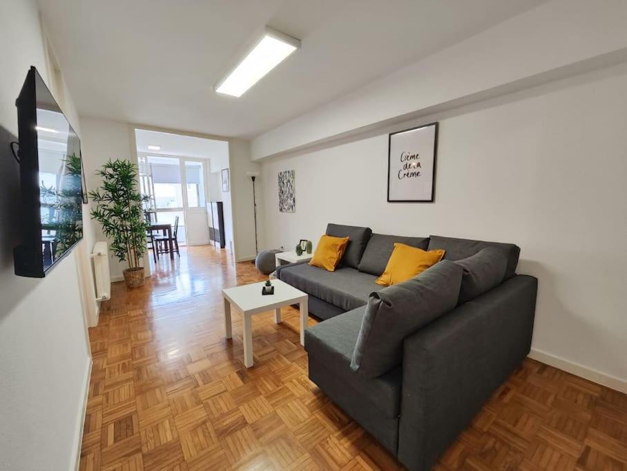 Centro De Vigo Garaje Apartment ภายนอก รูปภาพ